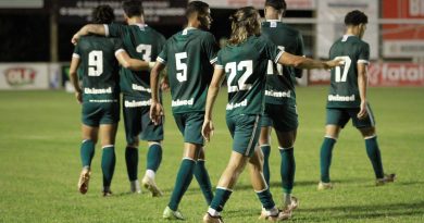 Goiás mantém três zagueiros contra o Novorizontino