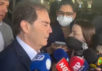 Tempo de Bolsonaro na prisão pode cair para 2 anos e 4 meses