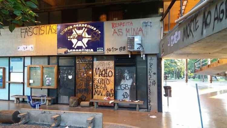 Universidades federais sofrem cortes de quase 500 milhões no orçamento de 2026