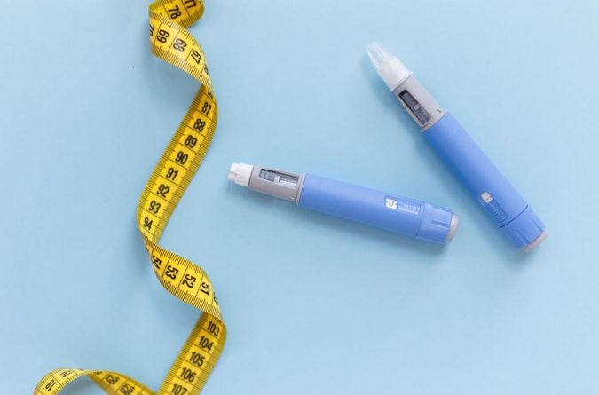 Anvisa alerta para risco de pancreatite por uso indevido de canetas emagrecedoras