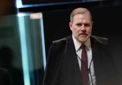 Pressionado, Toffoli deixa relatoria do caso do Banco Master no STF