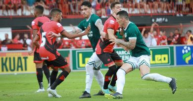 Goiás vence Atlético no Antônio Accioly e abre vantagem para o título