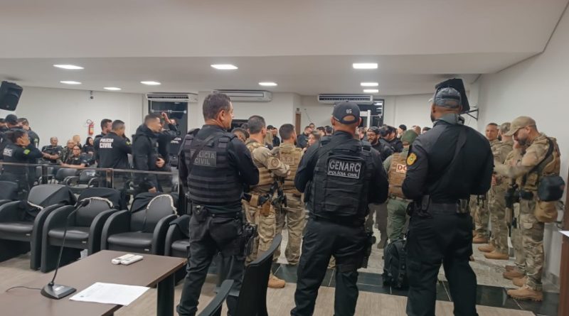 Polícia Civil de Goiás mira grupo ligado ao tráfico de drogas e cumpre 52 mandados