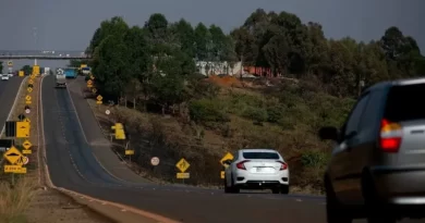 Terceira faixa da BR-070 é liberada, mas gargalo próximo à PRF ainda preocupa motoristas