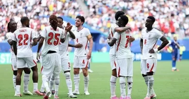 Em rítmo de amistoso, Inglaterra vence França e fica com o 3º lugar da Copa
