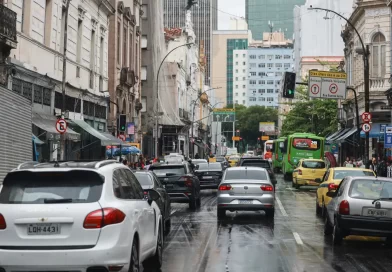 Adesivo eleitoral pode levar à perda da cobertura de seguro de automóveis