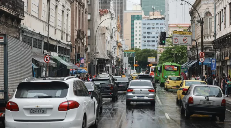 Adesivo eleitoral pode levar à perda da cobertura de seguro de automóveis