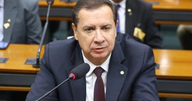 Contas aprovadas por unanimidade na Câmara reabrem caminho para Hildo do Candango mirar a Prefeitura de Águas Lindas em 2028