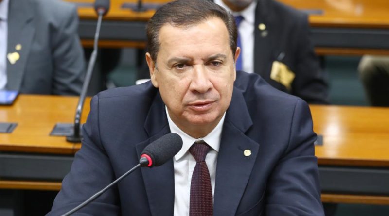 Contas aprovadas por unanimidade na Câmara reabrem caminho para Hildo do Candango mirar a Prefeitura de Águas Lindas em 2028