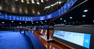 Veja o perfil dos candidatos ao senado pelo país